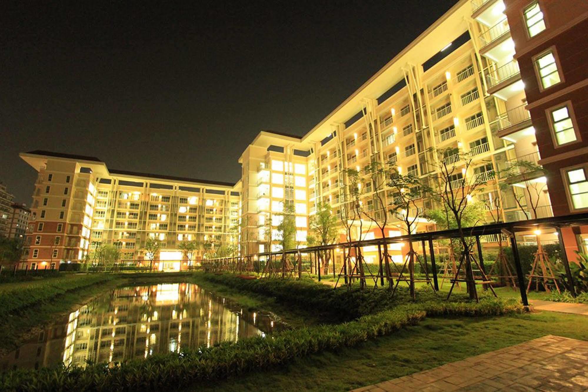 Grow Residences Bangkok Exterior photo